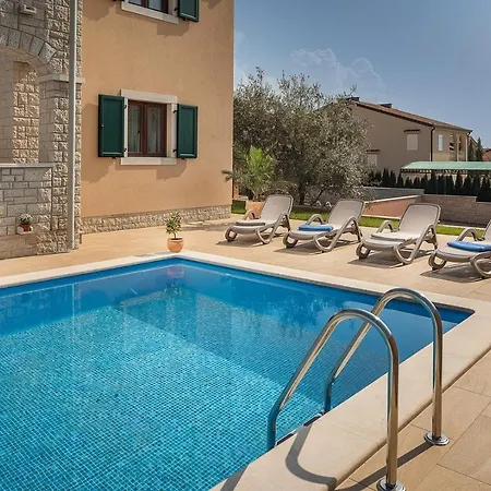 Elize Tatil Evi